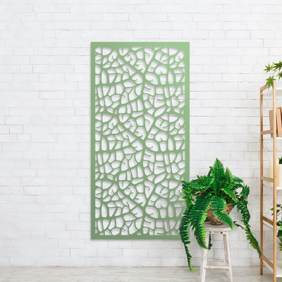 Mantodea Metal Garden Screen: Get the Privacy You Need