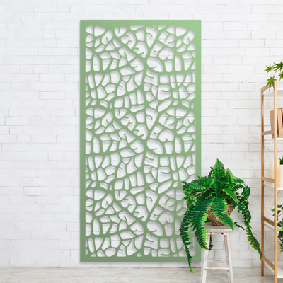 Mantodea Metal Garden Screen: Get the Privacy You Need