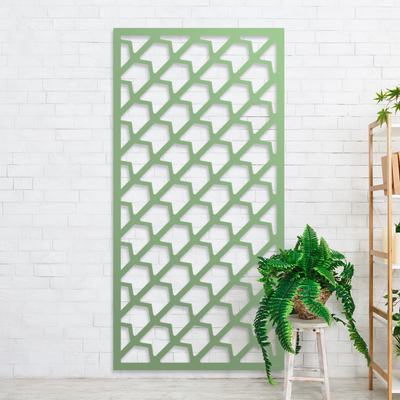 The Right Direction Garden Screen: The Perfect Combination of Style and Functionality