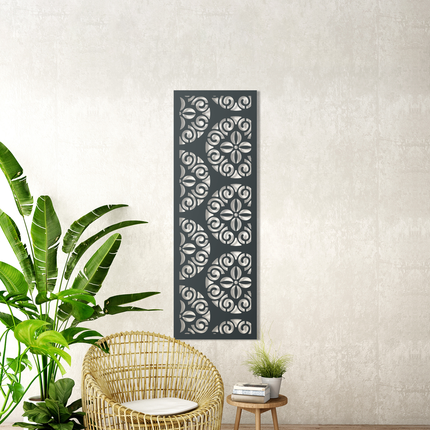 Antique Metal Screen: Elevate Your Garden