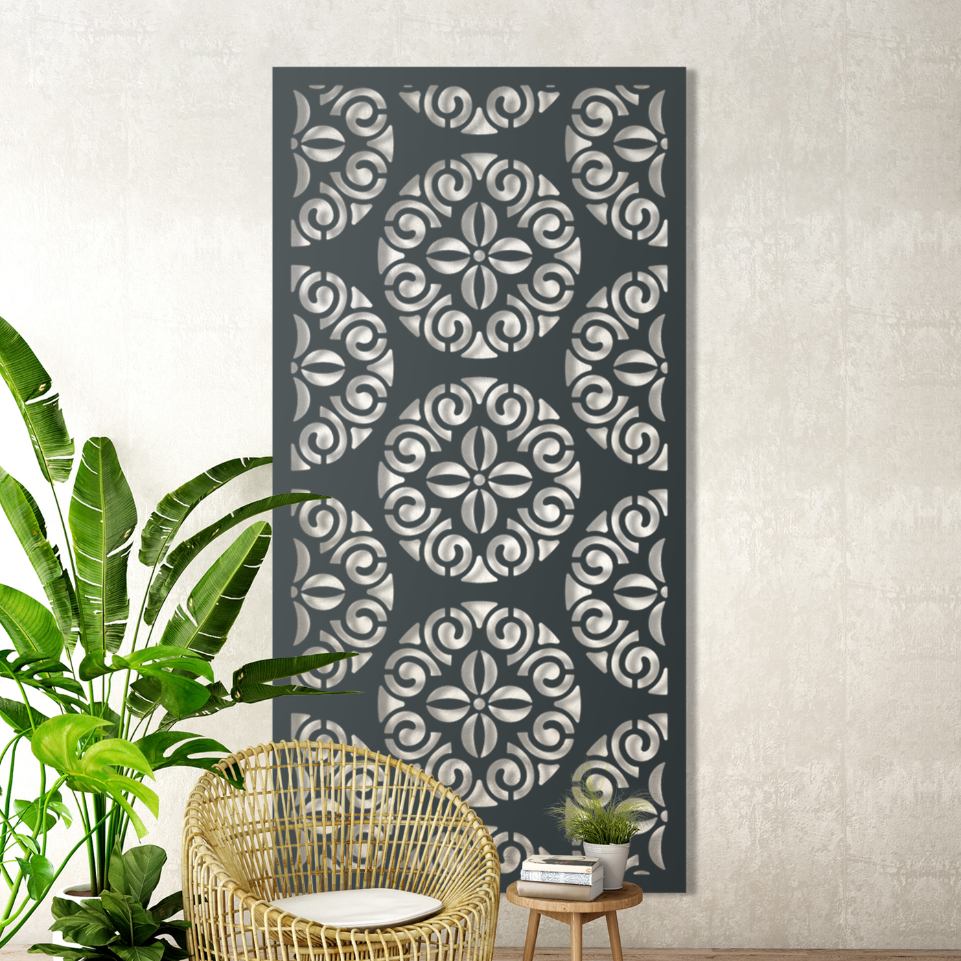 Antique Metal Screen: Elevate Your Garden